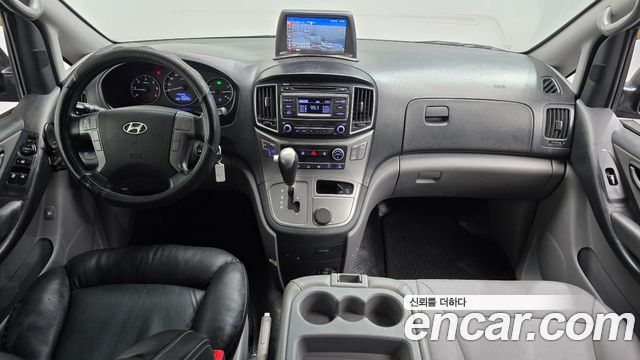 Hyundai Starex 2016 — photo 7