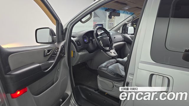 Hyundai Starex 2016 — photo 10
