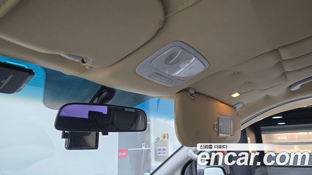 Hyundai Starex 2016 — photo 16