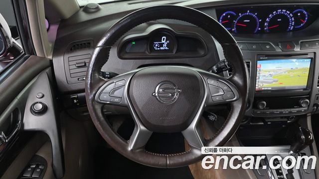 KG Mobility KORANDO 2015 — photo 16