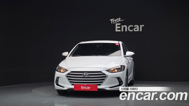 Hyundai AVANTE 2017 — photo 3