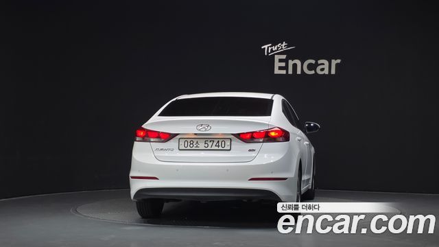 Hyundai AVANTE 2017 — photo 4