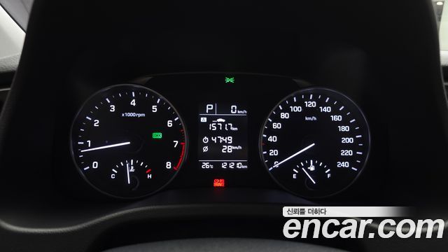 Hyundai AVANTE 2017 — photo 11
