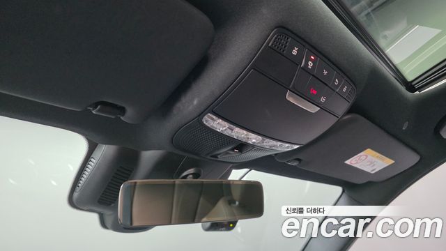Mercedes-Benz E-Class 2023 — photo 25