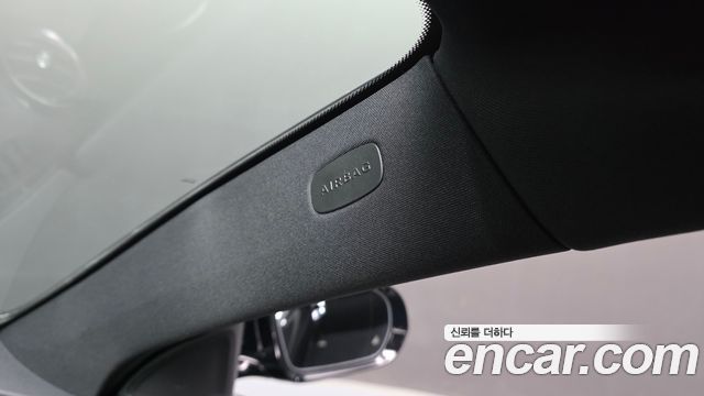 Mercedes-Benz E-Class 2023 — photo 30