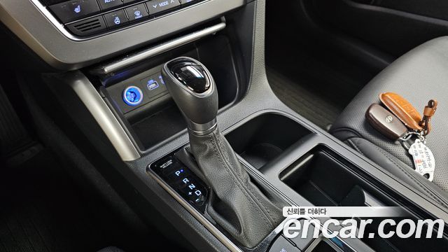 Hyundai Sonata 2015 — photo 9