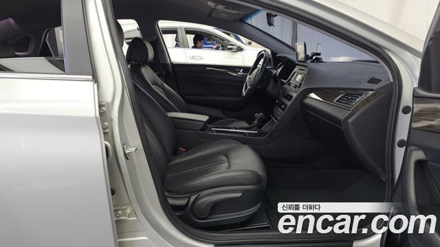 Hyundai Sonata 2015 — photo 11