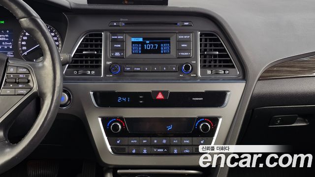 Hyundai Sonata 2015 — photo 14