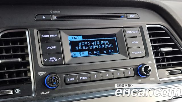 Hyundai Sonata 2015 — photo 19