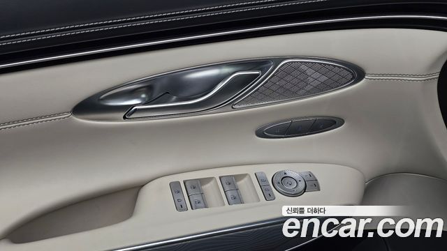 Genesis GV70 2024 — photo 26