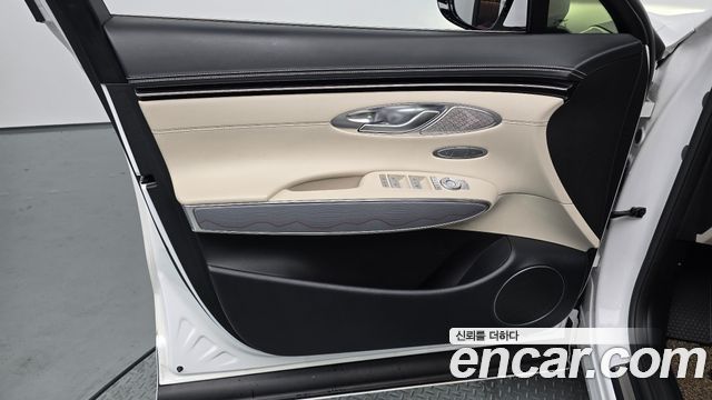 Genesis GV70 2024 — photo 14
