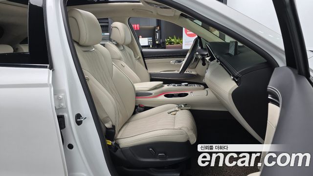 Genesis GV70 2024 — photo 16
