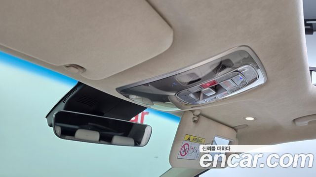 Genesis GV70 2024 — photo 27