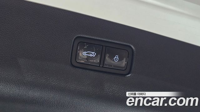 Genesis GV70 2024 — photo 30