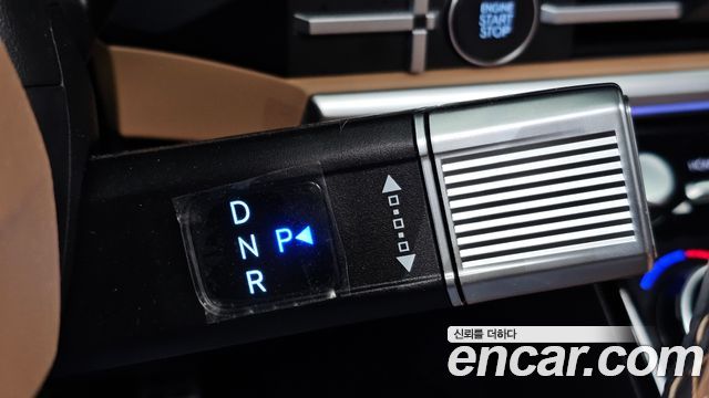 Hyundai Santafe 2025 — photo 9