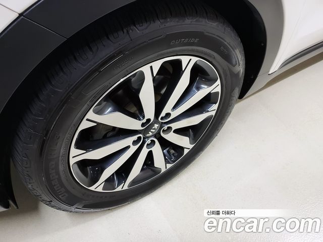 Kia Sportage 2018 — photo 8