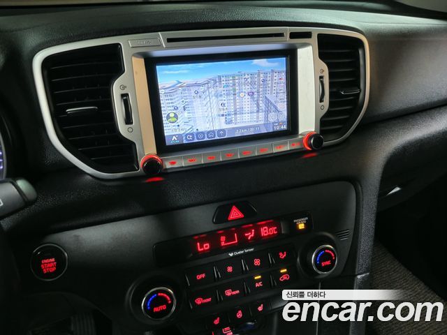 Kia Sportage 2018 — photo 14