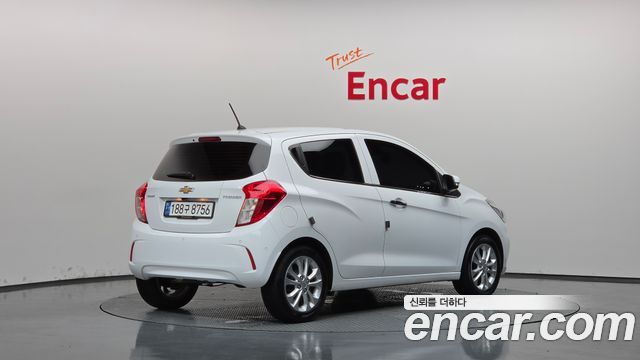 Chevrolet Korea Spark 2022 — photo 2