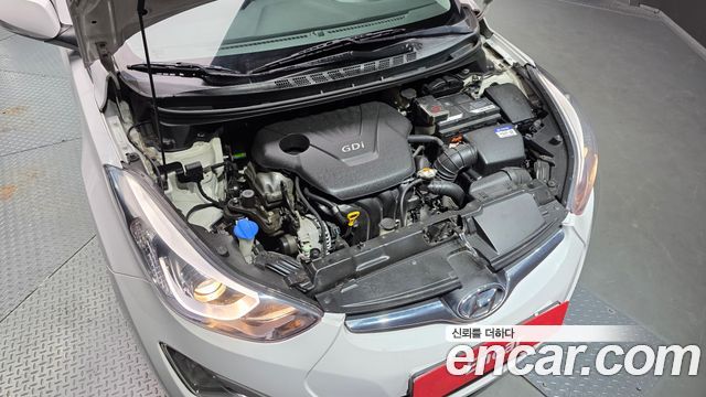 Hyundai AVANTE 2014 — photo 6