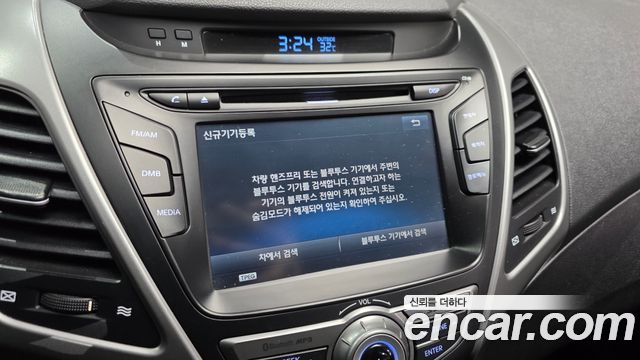 Hyundai AVANTE 2014 — photo 16