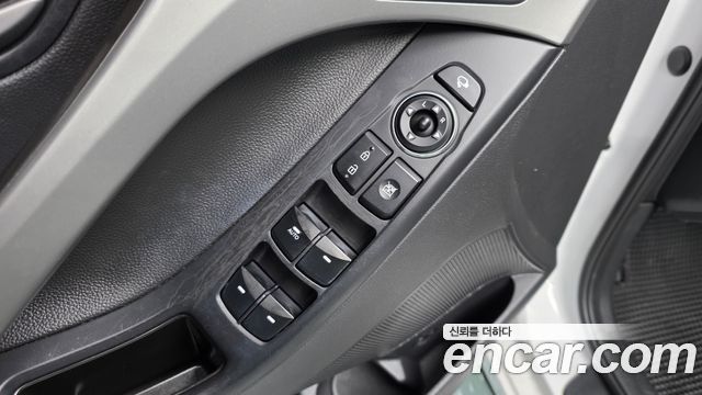 Hyundai AVANTE 2014 — photo 19