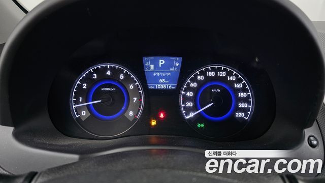 Hyundai Accent 2015 — photo 11