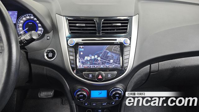 Hyundai Accent 2015 — photo 20