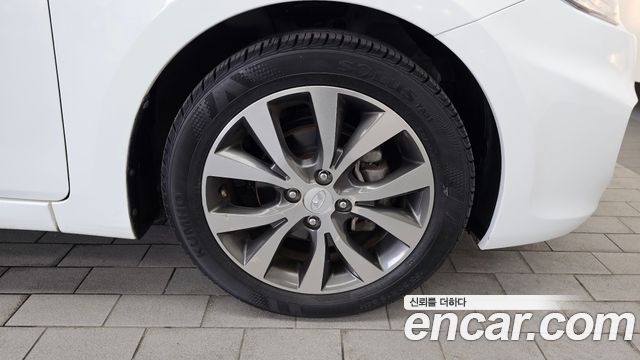 Hyundai Accent 2015 — photo 7
