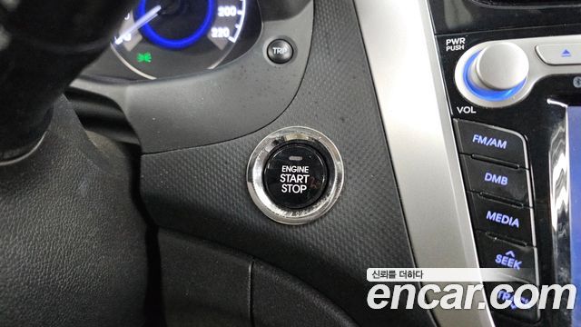 Hyundai Accent 2015 — photo 29