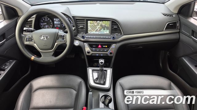 Hyundai AVANTE 2018 — photo 7