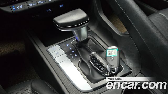 Hyundai AVANTE 2021 — photo 9