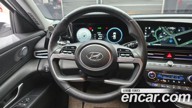 Hyundai AVANTE 2021 — photo 13