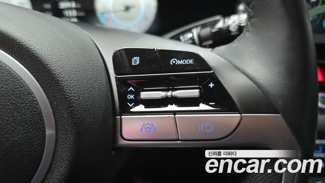 Hyundai AVANTE 2021 — photo 17