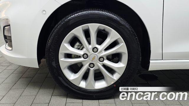Chevrolet Korea Spark 2022 — photo 5