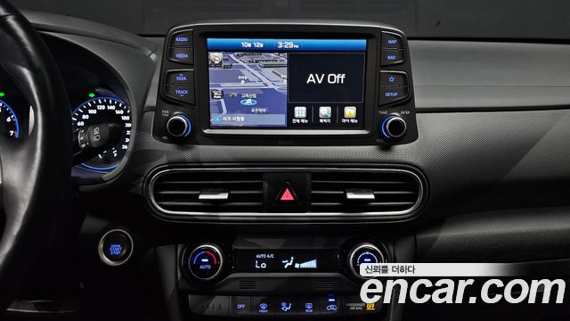 Hyundai Kona 2018 — photo 20