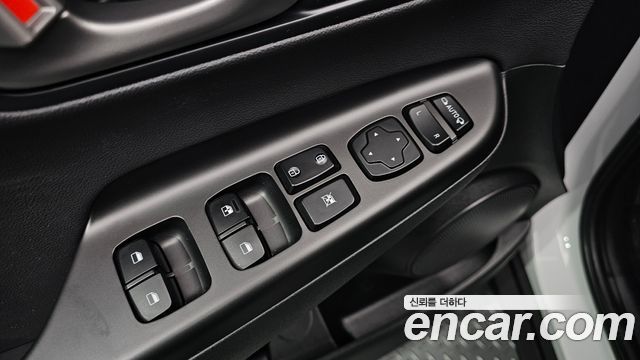 Hyundai Kona 2018 — photo 22