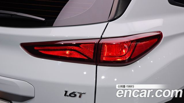 Hyundai Kona 2018 — photo 9