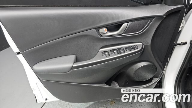 Hyundai Kona 2018 — photo 14