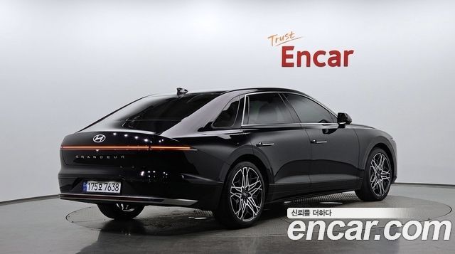 Hyundai Grandeur 2023 — photo 2