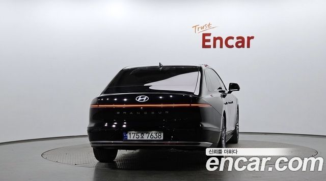 Hyundai Grandeur 2023 — photo 4