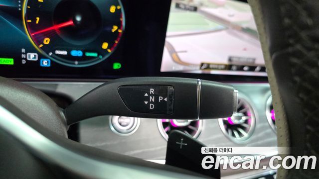 Mercedes-Benz CLS-Class 2021 — photo 12