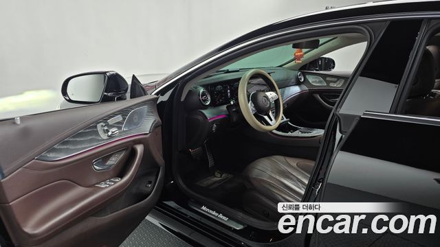 Mercedes-Benz CLS-Class 2021 — photo 13