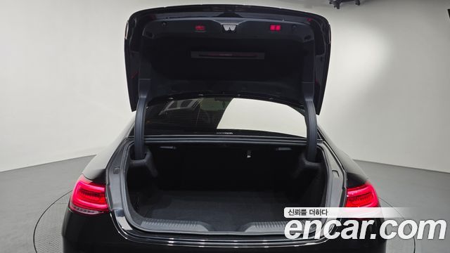Mercedes-Benz CLS-Class 2021 — photo 26