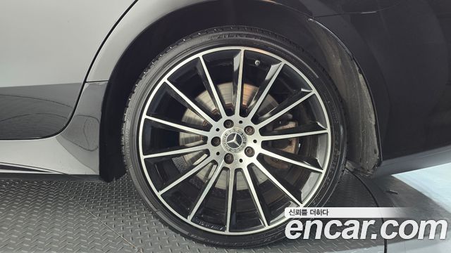 Mercedes-Benz CLS-Class 2021 — photo 7