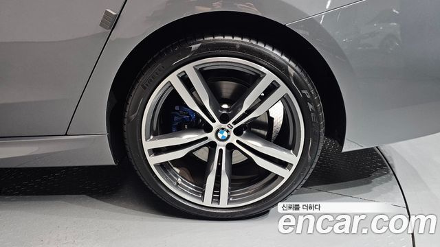 BMW Gran Turismo 2023 — photo 7