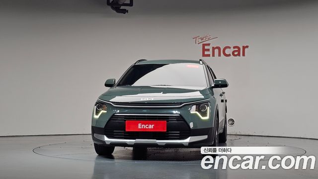 Kia Niro 2023 — photo 3