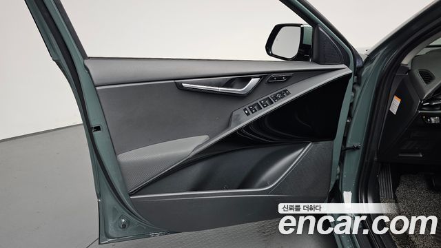 Kia Niro 2023 — photo 14