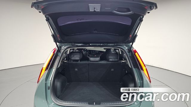 Kia Niro 2023 — photo 32