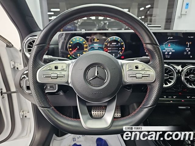 Mercedes-Benz A-Class 2021 — photo 9