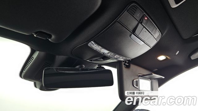 Mercedes-Benz E-Class 2021 — photo 25